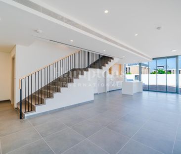 Exclusive | Ready to Move | Brand New - Photo 2