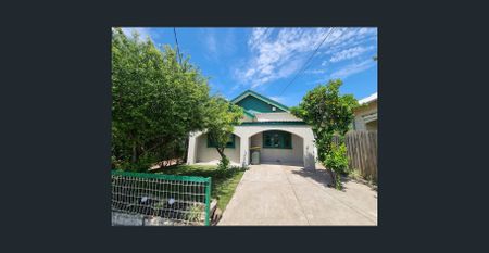 Best Location!! - Photo 5