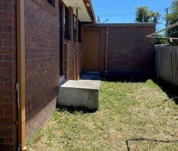 Spacious Two Bedroom Unit! - Photo 2