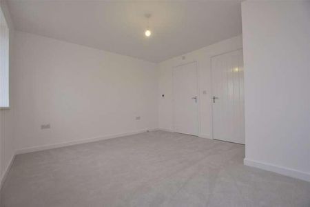 Field Maple Road, Ashchurch, Tewkesbury, Gloucestershire, GL20 - Photo 2