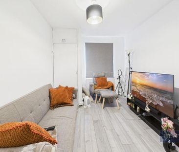 4 bedroom house to rent - Photo 2