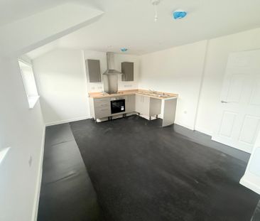 Sherborne Road, Yeovil, Somerset - Photo 2