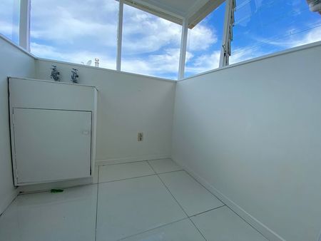 Newly Renovated Unit in Pakuranga - Photo 5