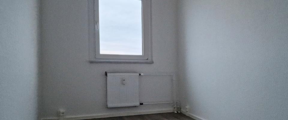 Ihr neues Zuhause in Halle-Neustadt – Wohnung mit Charme ! " Bezugsfertig" + 2 NKM sparen* - Foto 1