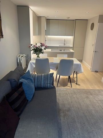 2 Bed Flat, Nacovia House, SW6 - Photo 2