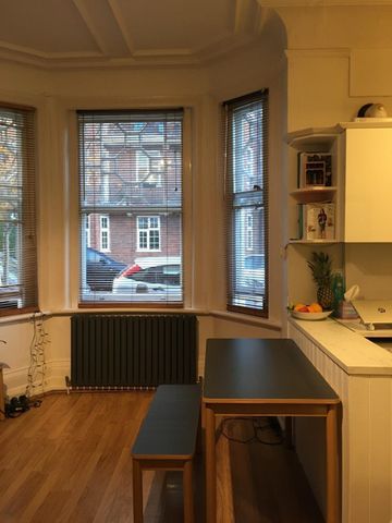 Studio Flat, Glenloch Road, NW3 - Photo 4