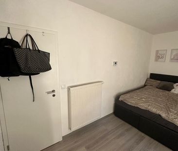Anlieger Wohnung zu Vermieten mit Vorgarten - Photo 3