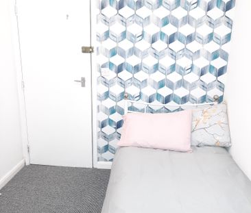 Ordnance Terrace, Chatham Room 3 - Photo 4