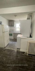 For Lease - 1516 Eglinton Avenue Unit# Apt 2, Toronto, Ontario - Photo 4