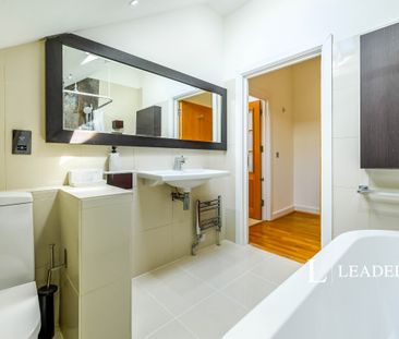 2 bedroom apartment to rent The Vulcan, Gunwharf Quays, Portsmouth,... - Photo 4
