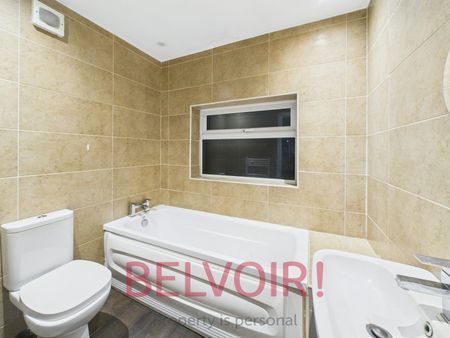 Terraced House to rent on - Photo 4