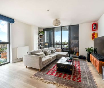 This ultra modern 3 double bedroom apartment spanning over 1100 sq.... - Photo 4