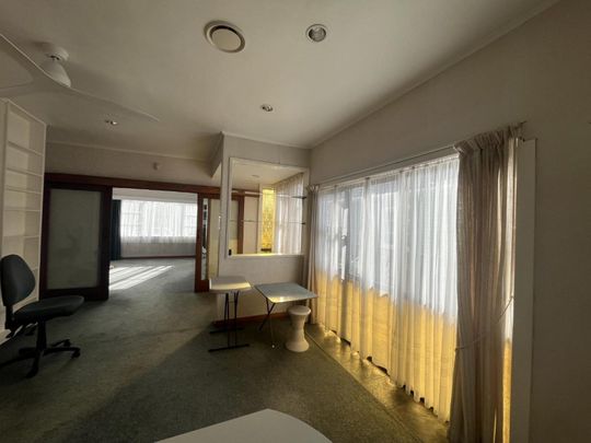 Short term rental in the heart of Brooklands - Photo 1