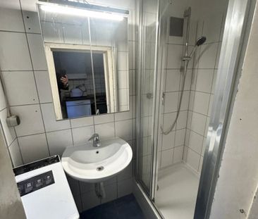Wunderschöner Altbau mit Balkon! - Photo 3