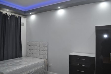 6 bedroom house to rent - Photo 5