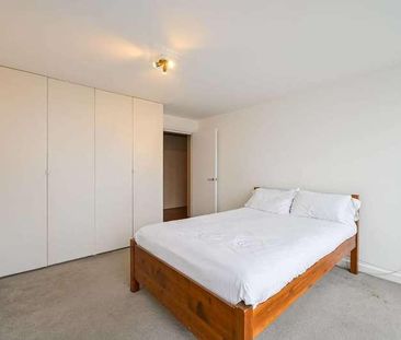 Bartholomew Square, Clerkenwell, EC1V - Photo 4