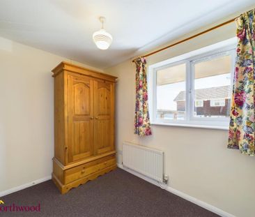 2 bedroom bungalow to rent - Photo 2