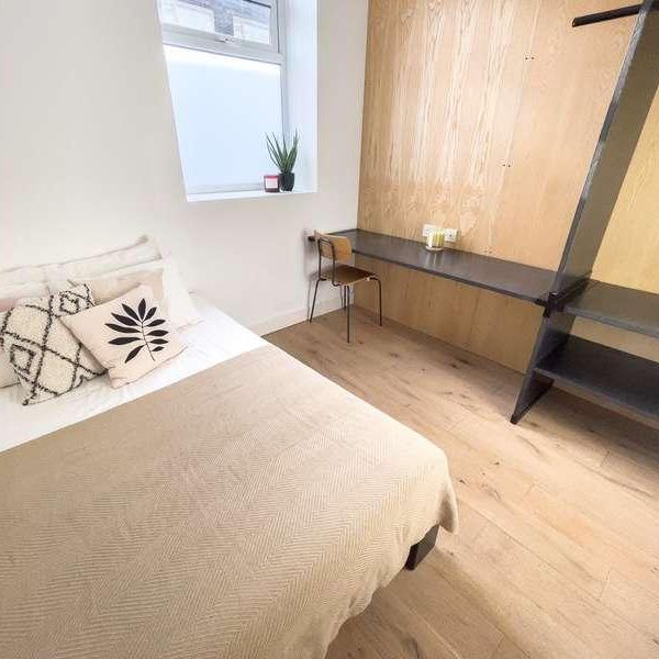 Kempston Street, L3 - Photo 1