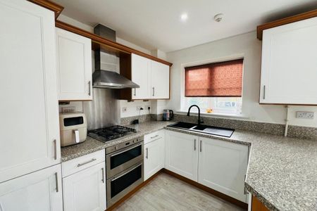 San Juan Court - Photo 5