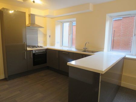 High Street, Newmarket - Photo 3