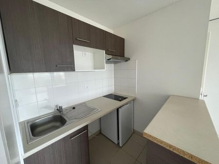 ESCALQUENS / Location Appartement 2 Pièces 42 m² - Photo 5