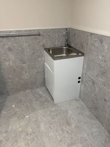 Chic 2BR brand new Home in Clover Park - Photo 2