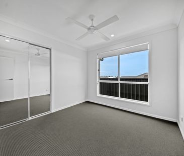 Brand New Modern Duplex - Photo 2