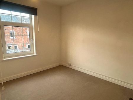 2 bedroom semi-detached house to rent - Photo 4