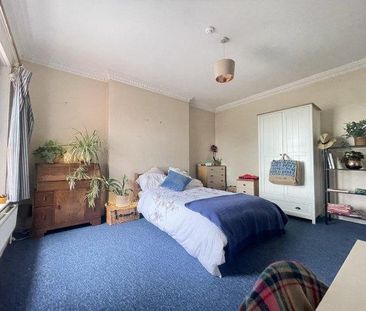 6 bedroom flat to rent - Photo 5