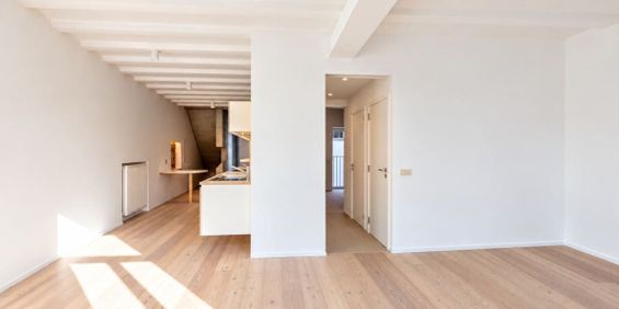 Appartement te huur in Brussel voor € 1.500 met 1 slaapkamer - Foto 3