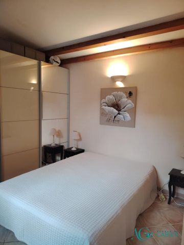 Location Appartement 2 pièces 31m² HYERES 83400 - Photo 4