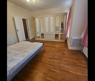 Room in a Shared House, Norfolk Road, CR7 - Photo 5