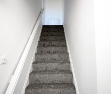 2 bedroom semi-detached house to rent - Photo 3