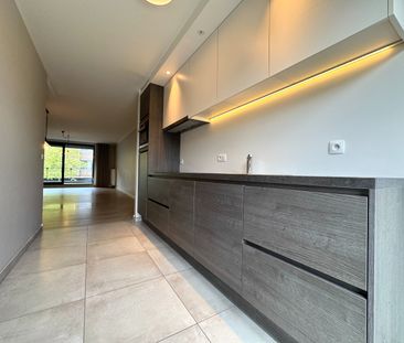Stijlvol instapklaar appartement met 2 slaapkamers en 2 terrassen i... - Photo 3