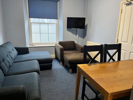 4 Bed End Terrace, Jacobs Wells Road, BS8 - Photo 2