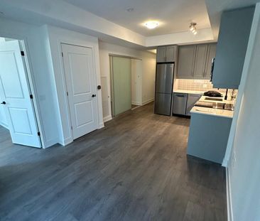 For Lease - 2333 Khalsa Gate, Oakville, Ontario - Photo 2