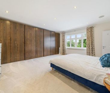 6 bedroom semi-detached house to rent - Photo 4