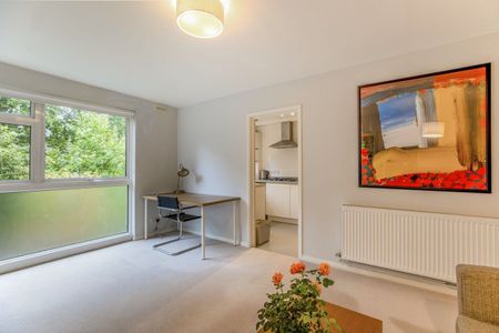 St. Johns Park, London, SE3 - Photo 3