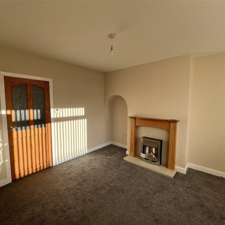2 bedroom semi-detached house to rent - Photo 1