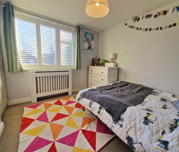 4 Bedroom Detached To Let - Photo 5