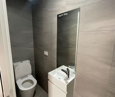 Modern Townhouse Waiting for You&excl; - Photo 2