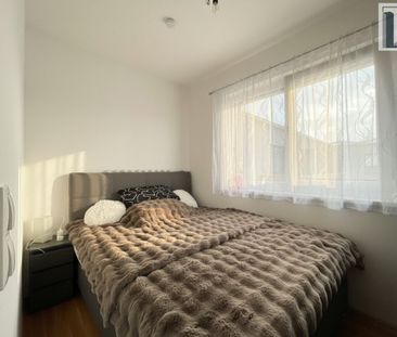 Neuwertige Dachgeschoßwohnung mit Loggia und Terrasse in Wiener Neu... - Photo 4