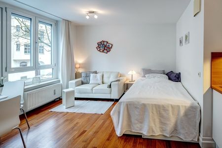 Near Rosenheimer Platz: Beautiful 1-room apartment - Photo 2
