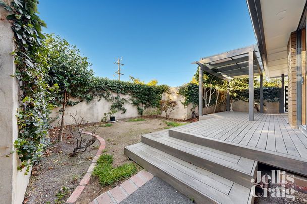 1/22 Weybridge Street, Surrey Hills - Photo 1