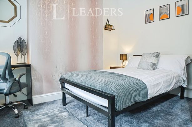 1 bedroom room to rent Room 1, Acton Road - Photo 1