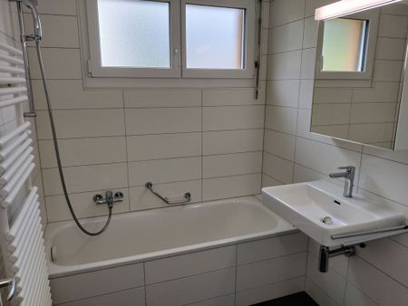 3 Zimmer, 66 m², 1. Stock - Photo 2