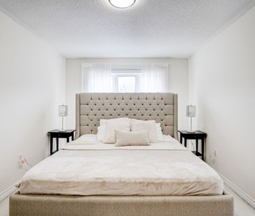For Lease - 25 Collier Crescent, Markham, Ontario - Photo 2