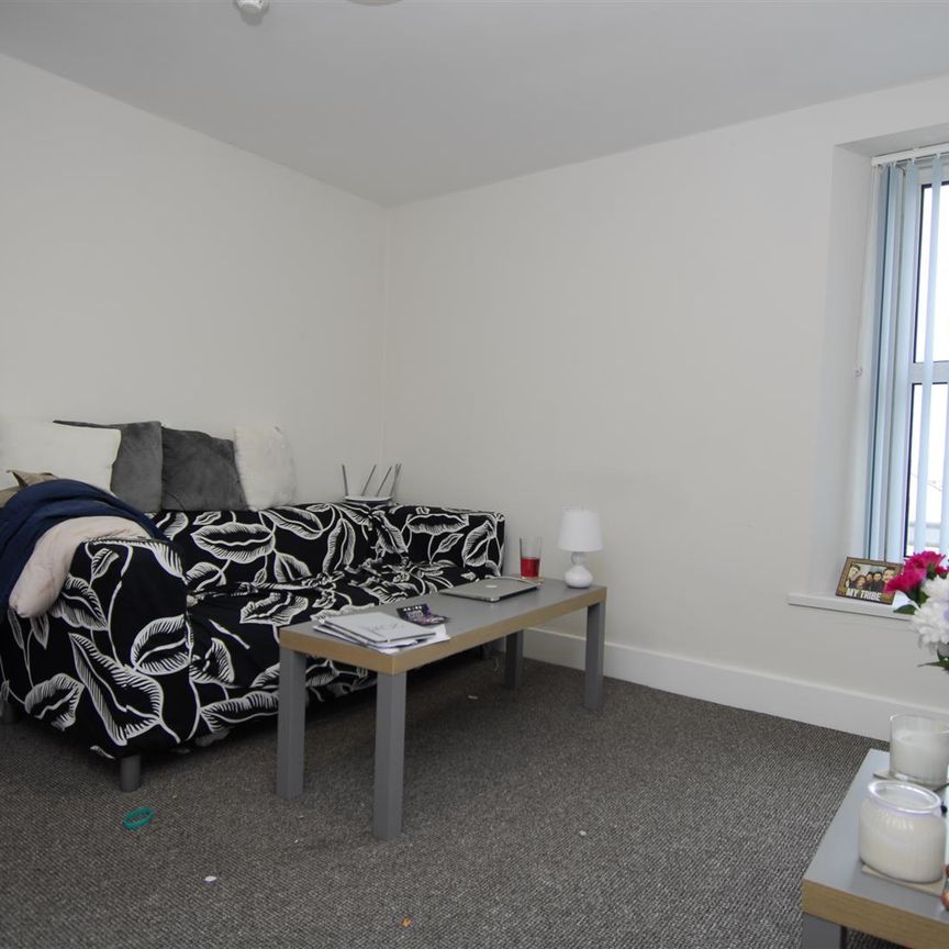 Wolsdon Street, Flat 6, Plymouth - Photo 1