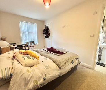 3 bedroom apartment to rent - Photo 3