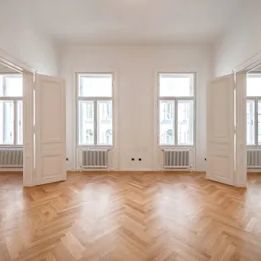 Altbauflair trifft Citynähe: schöne 4 Zimmer Wohnung in beliebter Lage - Zweitbezug nach Sanierung - bezugsfertig ab Oktober - Photo 2